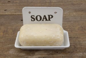 固体皂：清洁力强且经济实惠