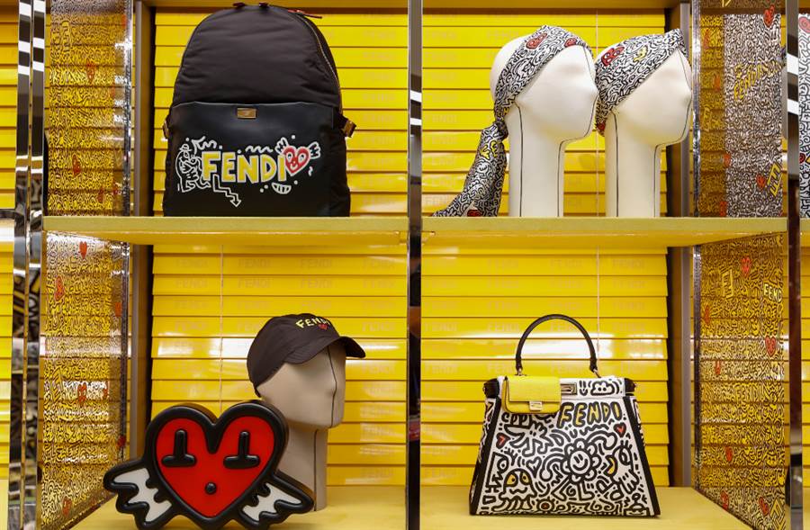 FENDI X Mr. Doodle联名七夕快闪店 当代艺术完美融合罗马传统