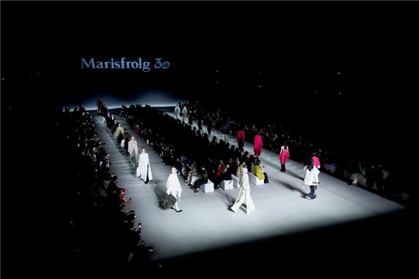 国内时装秀天花板--Marisfrolg三十周年大秀